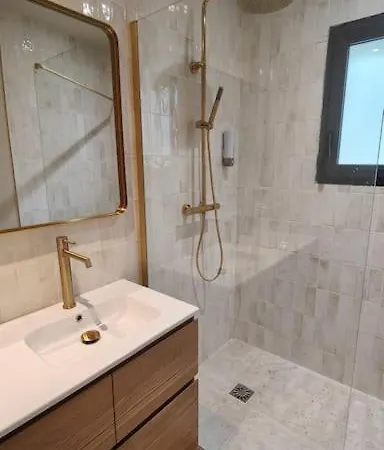 Villa Iris Jacuzzi Vue *