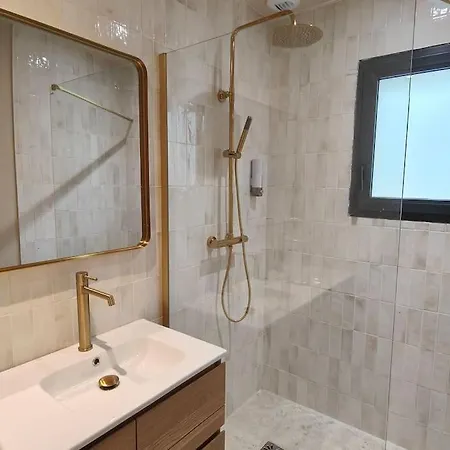 Villa Iris Jacuzzi Vue *