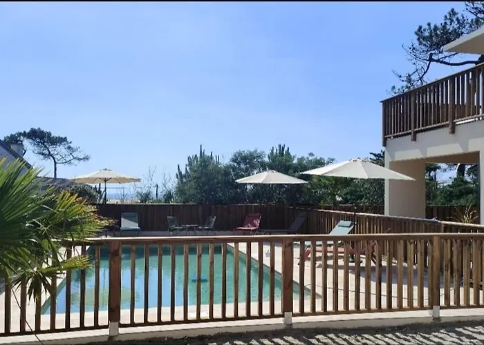 Villa Iris Jacuzzi Vue