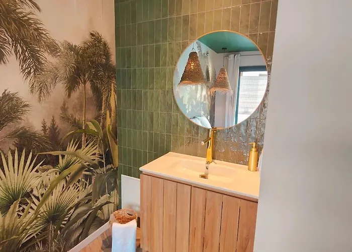 Villa Iris Jacuzzi Vue *