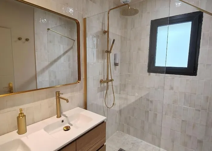 Villa Iris Jacuzzi Vue *